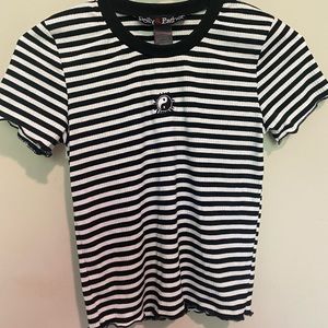 Striped yin/yang t shirt
